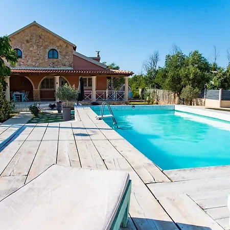 Elmar Deluxe Villa